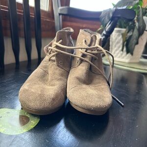 Toms Tan Suede Ankle Boots
